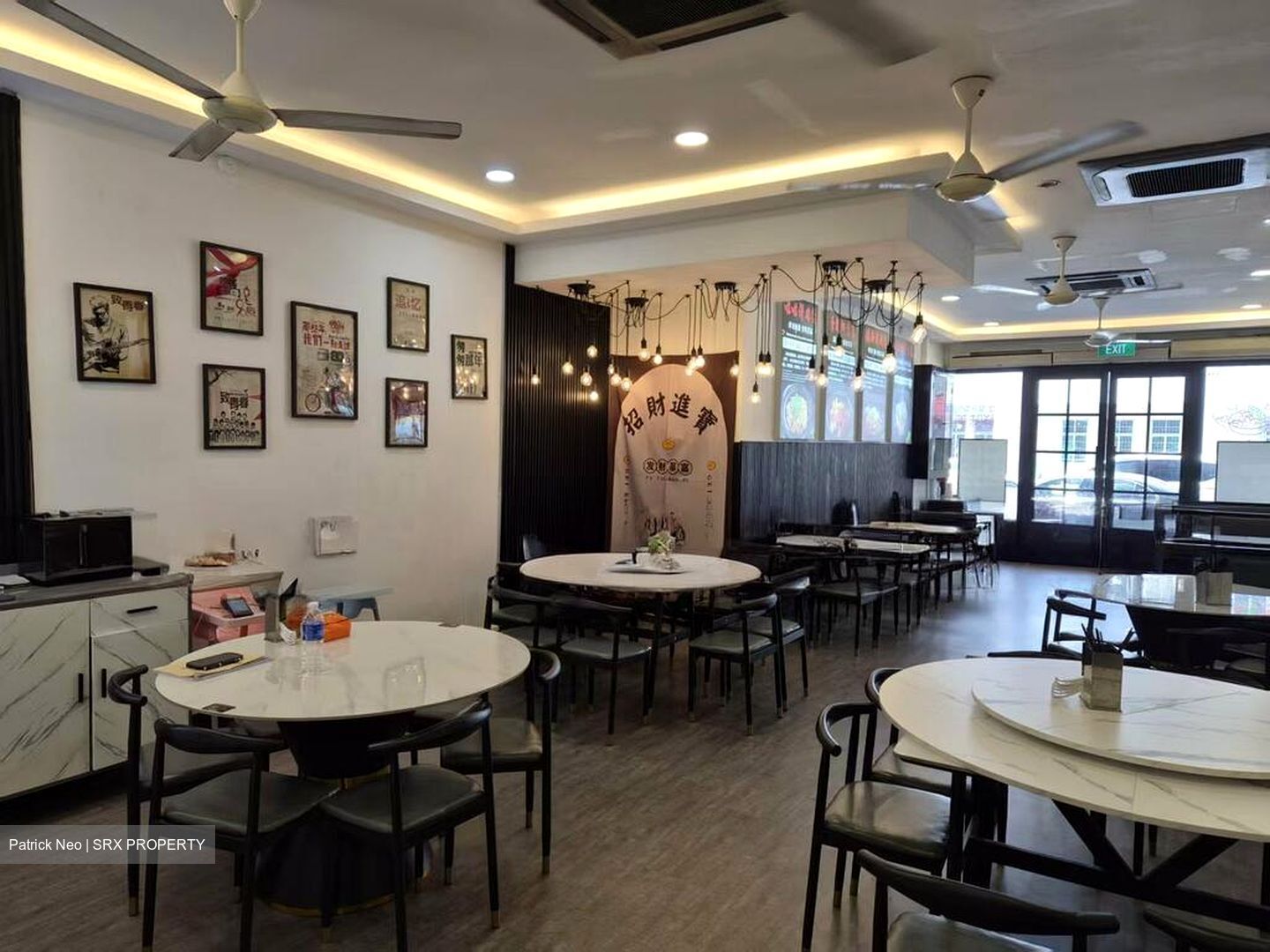 Macpherson Road (D13), Retail #604744031